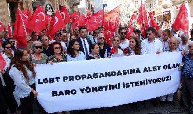 İstanbul Barosu önünde avukatlardan LGBT protestosu