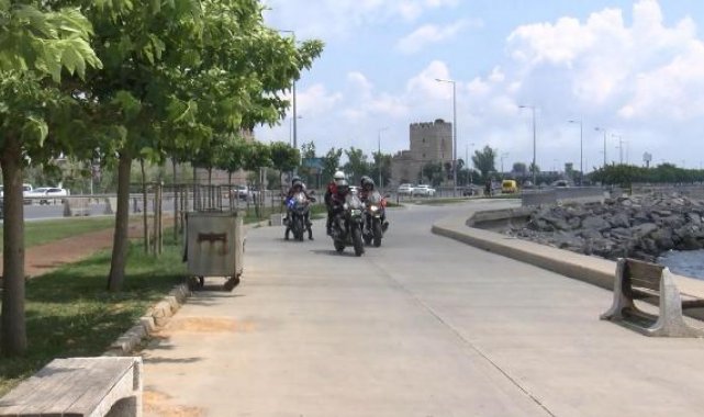 İstanbul'da sahillerde atlı polis denetimi