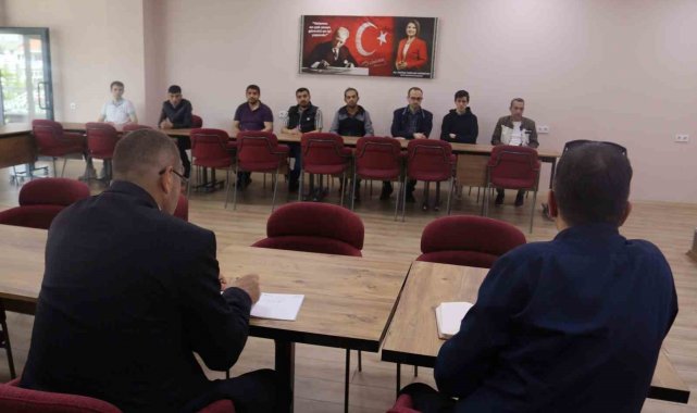 İstihdam Birimi iş arayan vatandaşlara destek oluyor