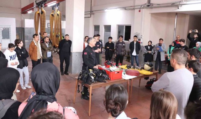İtfaiyeden gençlere yönelik eğitimler sürüyor