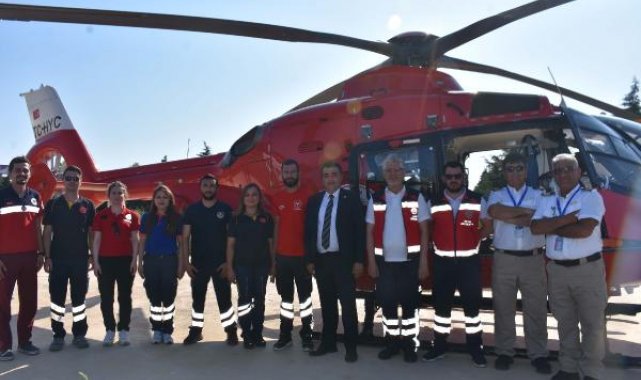 İzmir'de sağlık ekipleri hava ambulansıyla bayram tatili teyakkuzunda