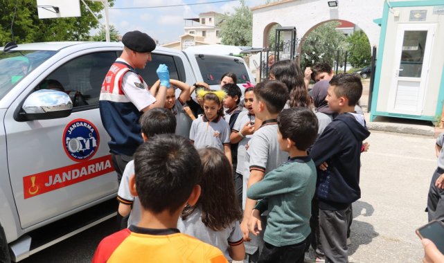 Jandarma 184. kuruluş yıl dönümünde öğrencilerle buluştu