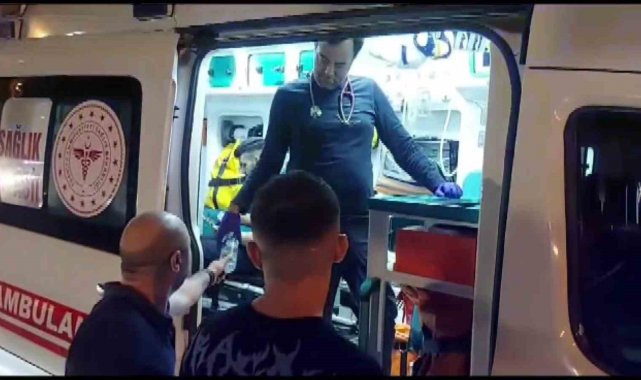 Kadıköy'de bir mekanda çalışan ve müşterinin kavgasında kan aktı: 2 yaralı, 5 gözaltı