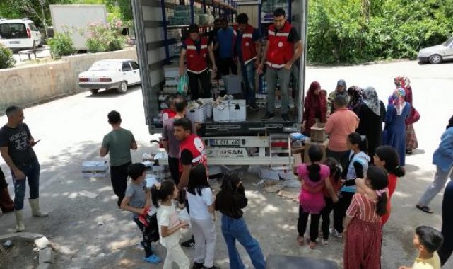 Kahramanmaraş'ta mobil sosyal market TIR'ları ile 60 bin kişiye yardım