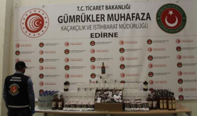 Kapıkule'de 1 milyon TL'lik elektronik sigara, içki ve ilaç ele geçirildi