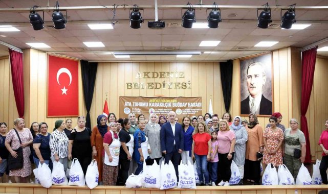 Karakılçık buğdayından elde edilen unlar, kadın kooperatiflere hediye edildi