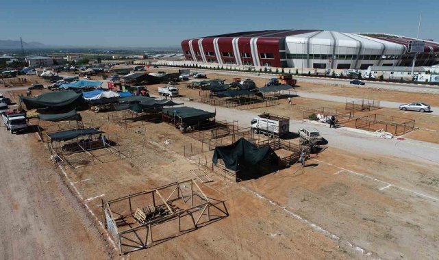 Karaman'da kurban satış ve kesim yerleri belirlendi