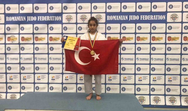 Karamanlı Milli Judocu Leyla Abanoz'un Balkan Şampiyonu olması sevindirdi