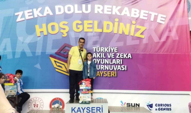 Kastamonulu öğrenci Türkiye Akıl ve Zeka Oyunları'nda Türkiye birincisi oldu