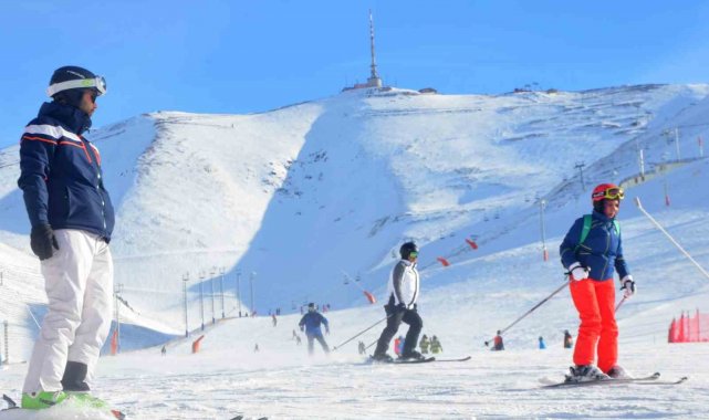 Kayakçılar en çok dizden yaralanıyor