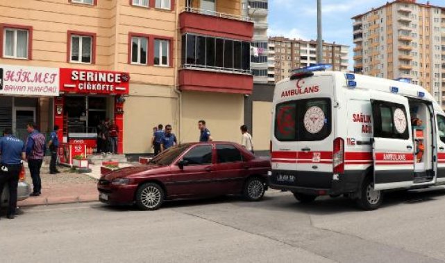 Kayseri'de bıçaklı kavga: 1'i ağır, 2 yaralı