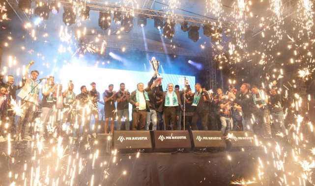 Kıraç'la şampiyonluk coşkusu