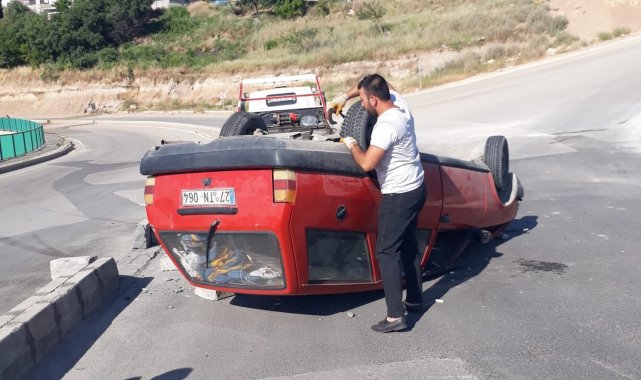 Kontrolden çıkan otomobil takla attı: 4 yaralı
