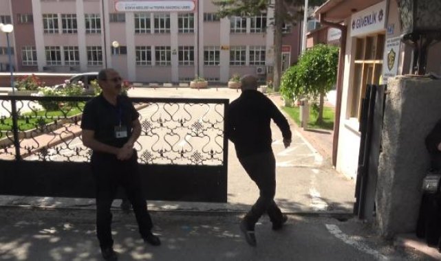 Konya'da YKS'ye geç kalan üniversite adayları sınava giremedi