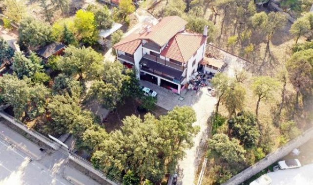 Kooperatifçi kadınlara başkanın lüks konutu