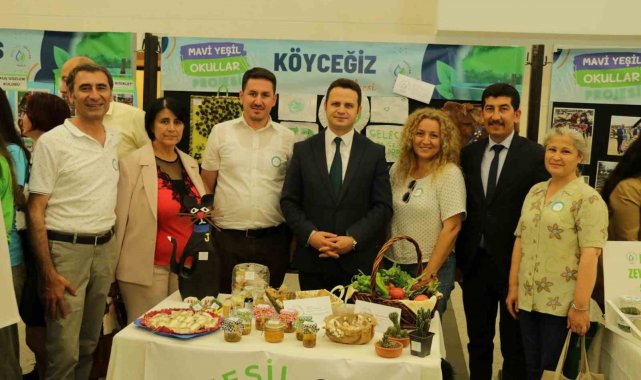 Köyceğiz'de 4 okul 'Çevre Dostu Okul Levhası' aldı