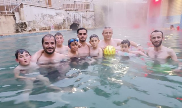 Köydeki kaplıcaya ilgi