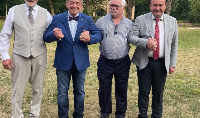 Kuşadası'na Fransa'dan kardeş şehir