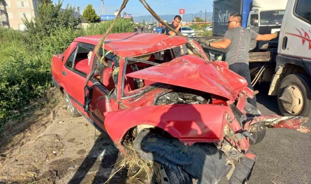 Kuyucak'ta trafik kazası: 2'si çocuk 4 yaralı