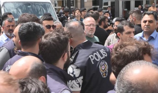 Kuyumcukent'te yönetim krizi: Eski yönetimin görevi devretmediği iddia edildi