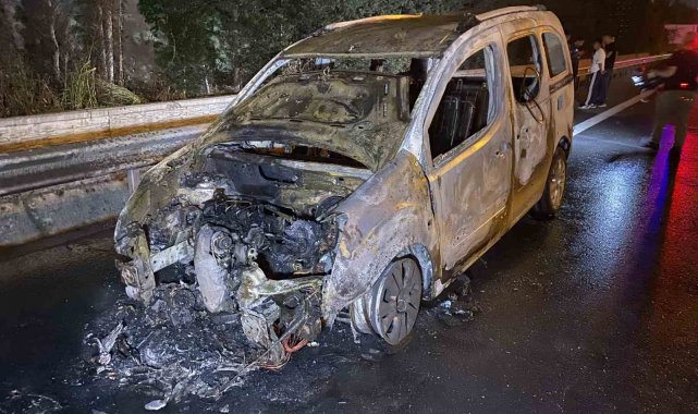 Mahmutbey İstoç önünde peş peşe karşılıklı trafik kazası: 3 ağır yaralı
