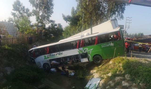 Mersin'de yolcu otobüsü ile kamyon çarpıştı: 1 ölü, 28 yaralı