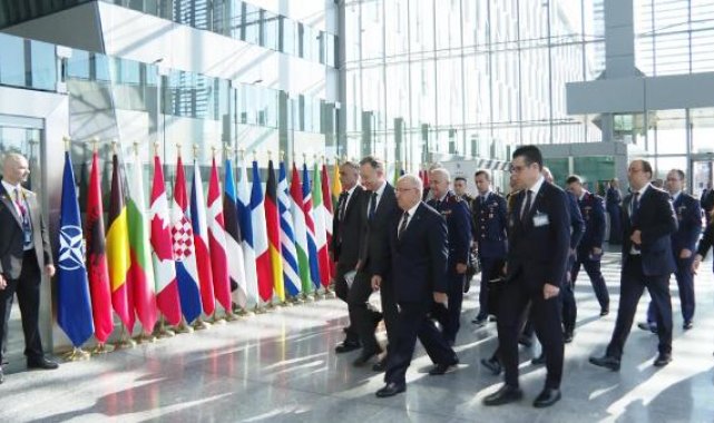 Milli Savunma Bakanı Güler, NATO Karargahı'na geldi