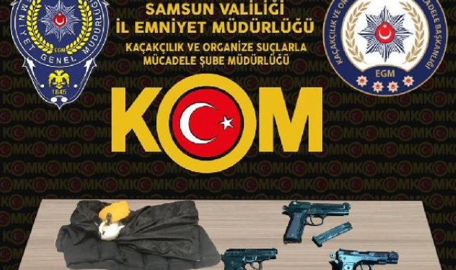 Motorlu taşıtlar sınavına kopya düzeneğiyle girmeye çalıştı