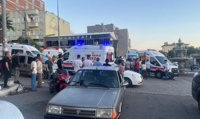 Motosiklet ile otomobil çarpıştı: 2 yaralı