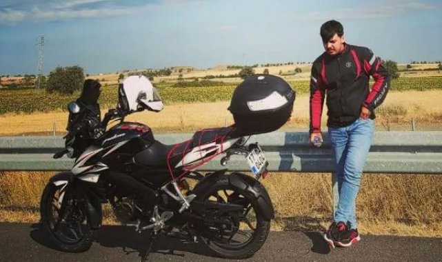 Motosiklet kazasında kaskı fırlayan üniversiteli öldü, arkadaşı ağır yaralandı