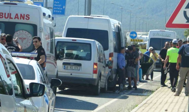 Muğla'da zincirleme kaza: 2 yaralı