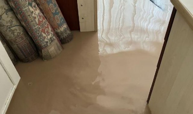 Nevşehir'de, depremzede kadının evini su bastı