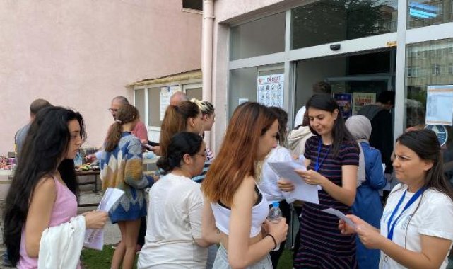 Nüfus cüzdanı yerine ehliyetini getirince sınava alınmadı