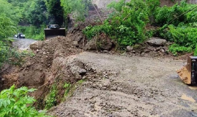 Ordu'da sağanak, heyelanlara neden oldu