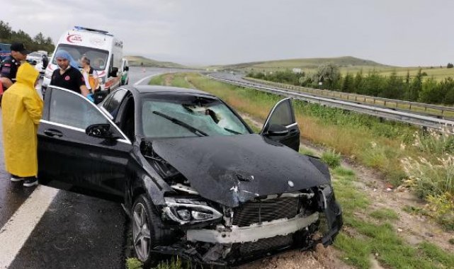 Otoyolda fırlayan taş, otomobildeki pilotun ölümüne neden oldu