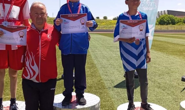 Özel bireyler Türkiye Atletizm Şampiyonası'nda büyük başarı elde etti