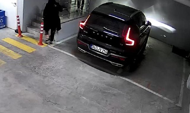 Peruk ve gözlükle kendilerini kamufle eden hırsızlar yakalandı