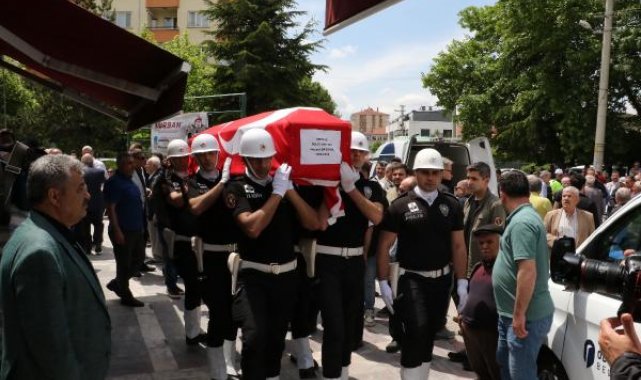 Polis memuru, kalp krizinden yaşamını yitirdi