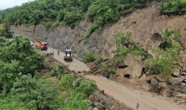 Samsun'da sel ve heyelanla mücadele