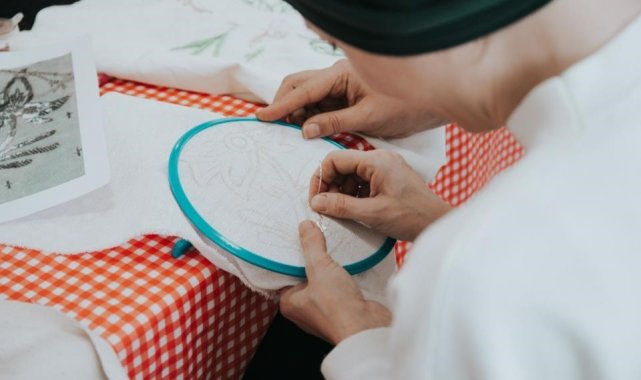 Sanatın ışığı Merkezefendi Sanat Merkezi'nde parlıyor