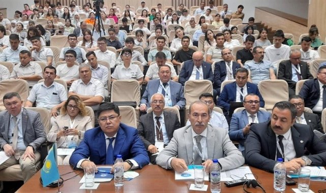 SCÜ Rektörü "Türk Üniversiteler Birliği" toplantısına katıldı