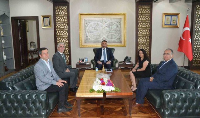 Siirt Valisi Hacıbektaşoğlu'na dünya çevre günü ziyareti