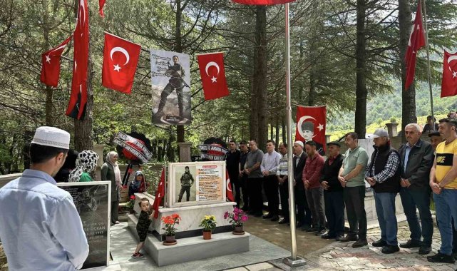 Simav'da şehit Jandarma Uzman Çavuş Emre Üçkan dualarla anıldı