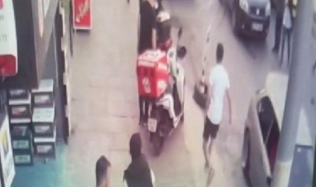Sultangazi'de sürücü kazadan sonra koşarak kaçtı