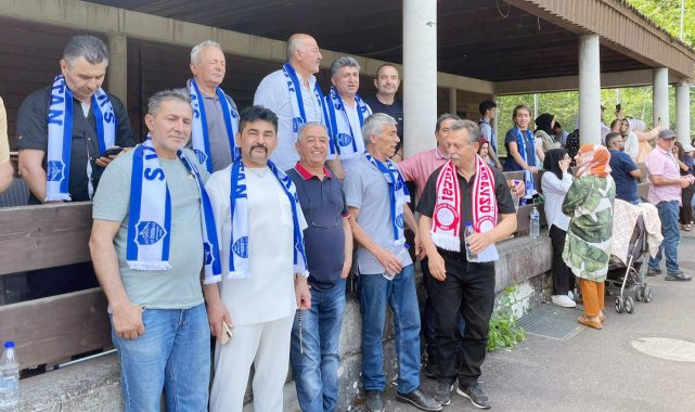 SV Özvatanspor şampiyon oldu, kupasını Halit Demir verdi
