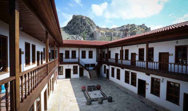 Tarihi han çocuk ziyaretçileri için açılışa gün sayıyor