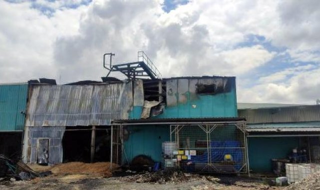 Tekirdağ'da fabrika deposunda yangın