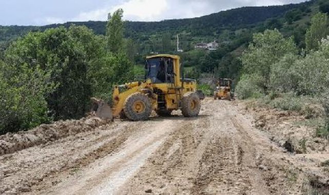 Tokat'ta selde kapanan köy yolları ulaşıma açıldı