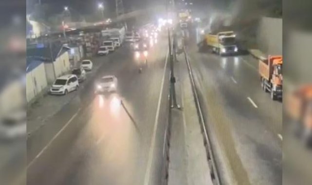 Trabzon-Gümüşhane kara yolunda heyelan kamerada