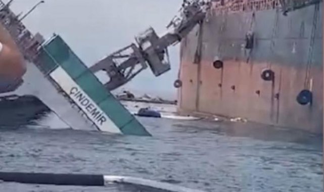 Tuzla'da tersanede havuz çöktü; vinç geminin üzerine devrildi